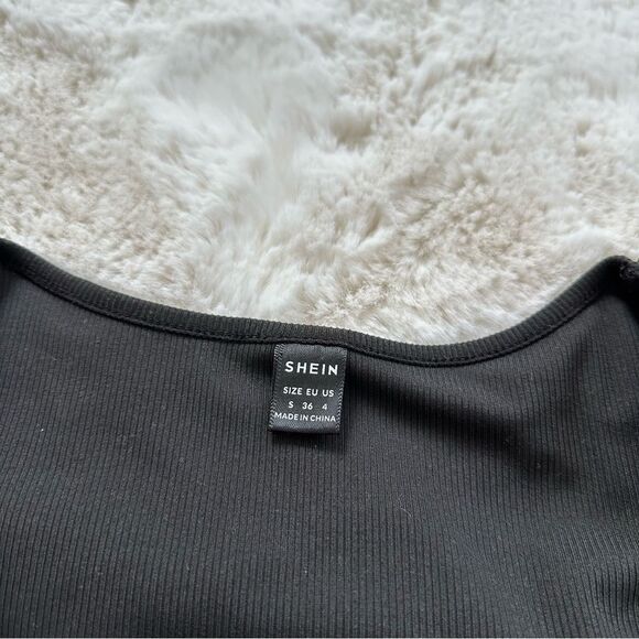 SHEIN ultra cropped black crop top - Picture 10 of 11